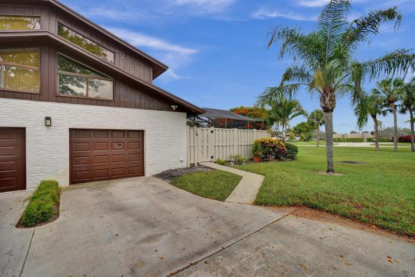 Boca Gardens, 9568 Boca Gardens Pkwy #B, Boca Raton, Florida 33496, image 1