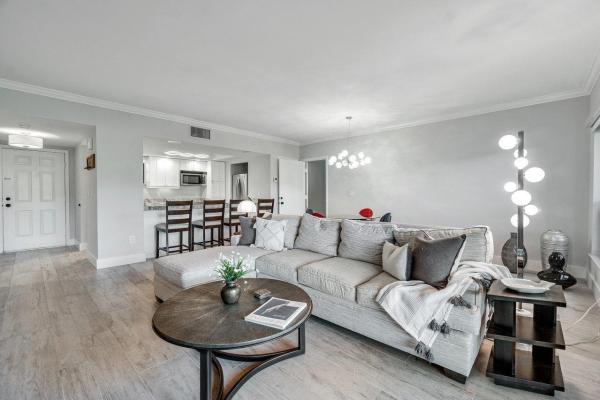 Tennis Lodges, 11863 Wimbledon Cir #445, Wellington, Florida 33414, image 1