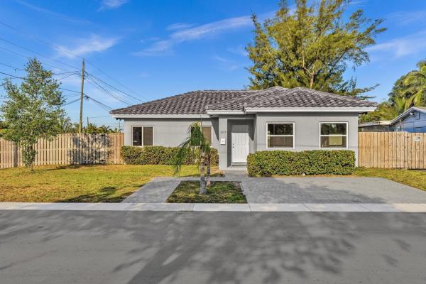 2019 NW 64th Ave, Sunrise, Florida 33313, image 1