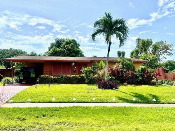 Palm Beach Cabana Colony, 12230 Colony Ave, Palm Beach Gardens, Florida 33410, image 1