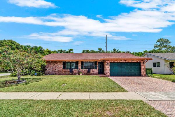 Waterford Homes, 2791 SW 10th Dr, Deerfield Beach, Florida 33442, image 1