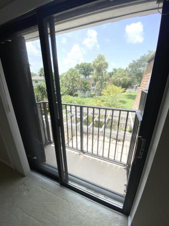 Delray Oaks, 3134 SW 20th Ter #11D, Delray Beach, Florida 33445, image 2