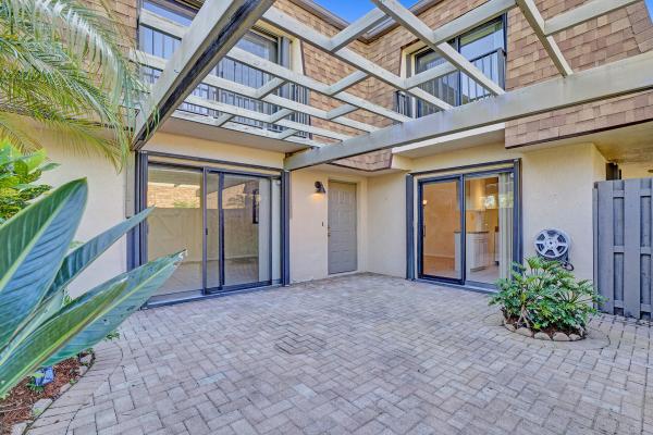 Delray Oaks, 3134 SW 20th Ter #11D, Delray Beach, Florida 33445, image 2
