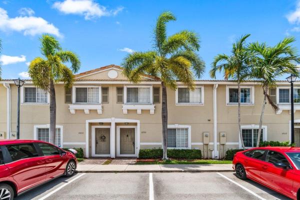 Hampton Hills, 5935 Glasgow Way, Tamarac, Florida 33321, image 1
