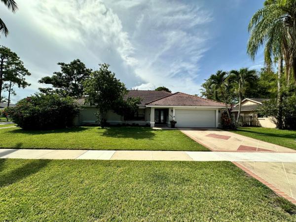 Sugar Pond Manor, 13965 Aster Ave, Wellington, Florida 33414, image 1