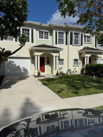 Emerald Lake Townhomes, 4114 Emerald Vis, Lake Worth Beach, Florida 33461, image 1