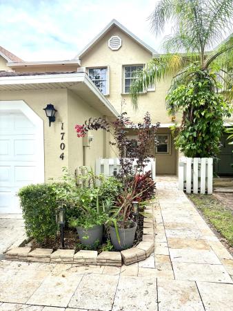 Joggers Run, 1704 Maplewood Dr, Greenacres, Florida 33415, image 1