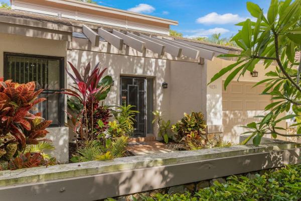 Fairmont Place, 4851 Boxwood Cir, Boynton Beach, Florida 33436, image 1