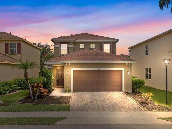 Morningside Palm Breezes Club, 9620 Windrift Cir, Fort Pierce, Florida 34945, image 1