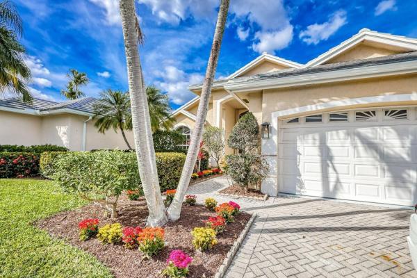The Links At Ironhorse, 8300 Bob O Link Dr, West Palm Beach, Florida 33412, image 1