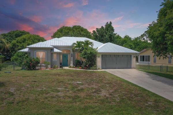 Indian River Estates, 5901 Balsam Dr, Fort Pierce, Florida 34982, image 1