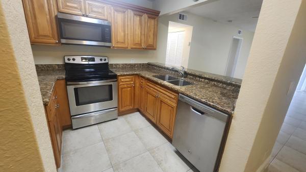 Palm Beach Place, 1600 Balfour Point Dr #B, West Palm Beach, Florida 33411, image 1