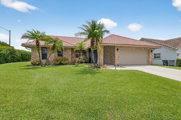Boca Greens Country Club, 10081 Canoe Brook Cir, Boca Raton, Florida 33498, image 1