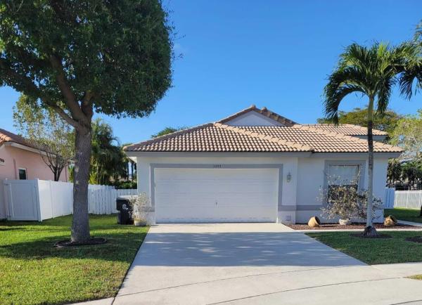 Oakmont Village, 5293 Oakmont Village Cir, Lake Worth Beach, Florida 33463, image 1