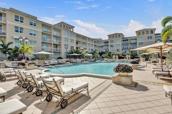 Palmetto Place, 99 SE Mizner Blvd #802, Boca Raton, Florida 33432, image 1