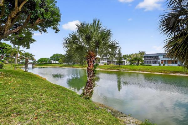 59 Northampton D, West Palm Beach, Florida 33417, image 1