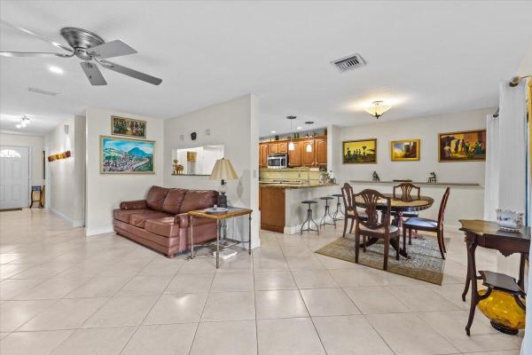 Kingsley Commons, 9171 NW 45th St, Sunrise, Florida 33351, image 2