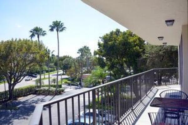 Porta Bella East, 859 Jeffery St #301, Boca Raton, Florida 33487, image 1