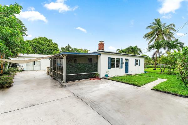 Juno Ridge, 1923 Holman Dr, North Palm Beach, Florida 33408, image 1