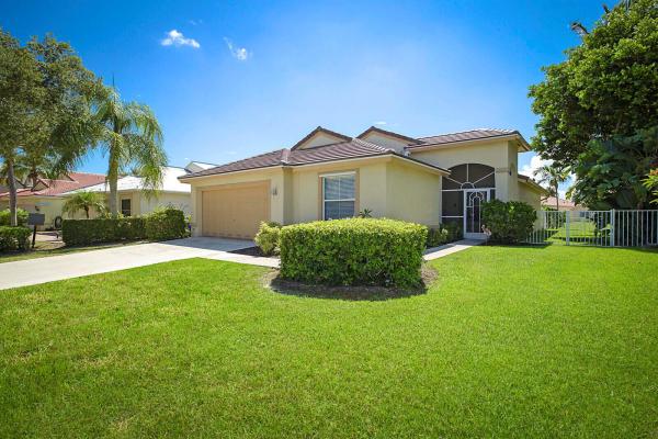 Golfview Village, 6195 Grand Cypress Cir, Lake Worth Beach, Florida 33463, image 1