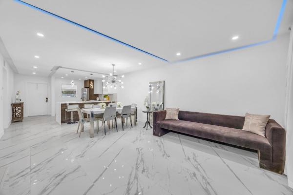 Lago Del Rey, 2828 Casita Way #1100, Delray Beach, Florida 33445, image 1