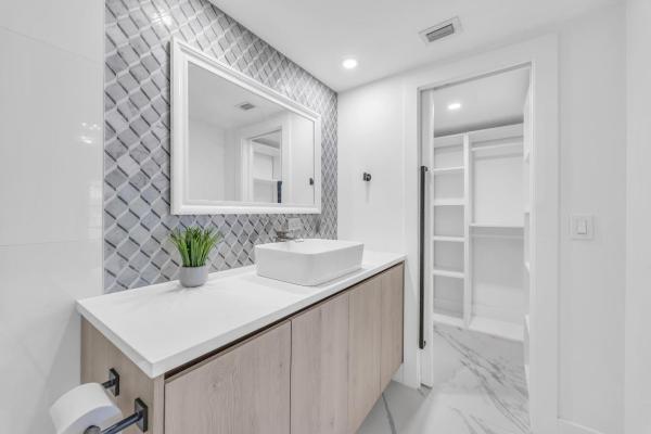 Lago Del Rey, 2828 Casita Way #1100, Delray Beach, Florida 33445, image 3