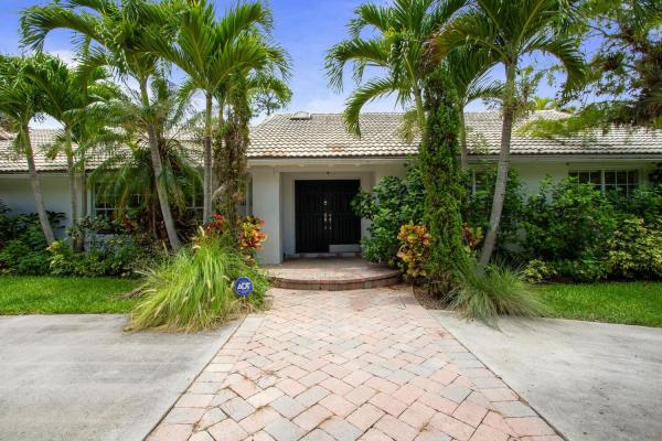 Pinewood East Of Wellington, 12327 Quercus Ln, Wellington, Florida 33414, image 1