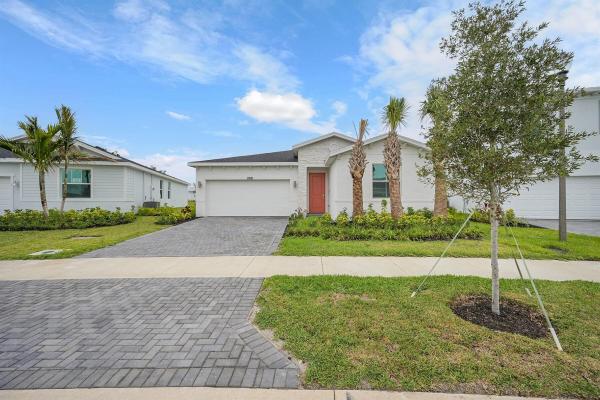 3581 Angler Dr, Fort Pierce, Florida 34946, image 1