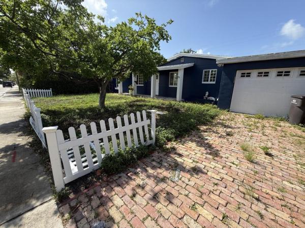 Lake Place, 212 Rutland Blvd, West Palm Beach, Florida 33405, image 1