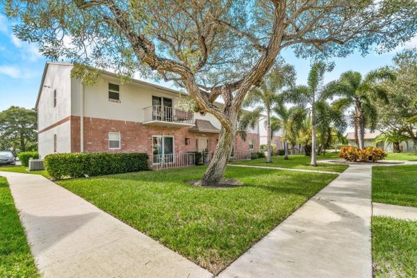 Squire Hill, 2037 S Seacrest Blvd #B, Boynton Beach, Florida 33435, image 1