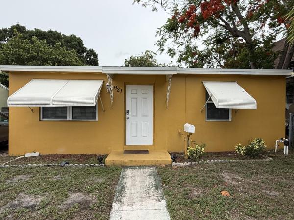 Northwood Hills, 921 32nd St, West Palm Beach, Florida 33407, image 1