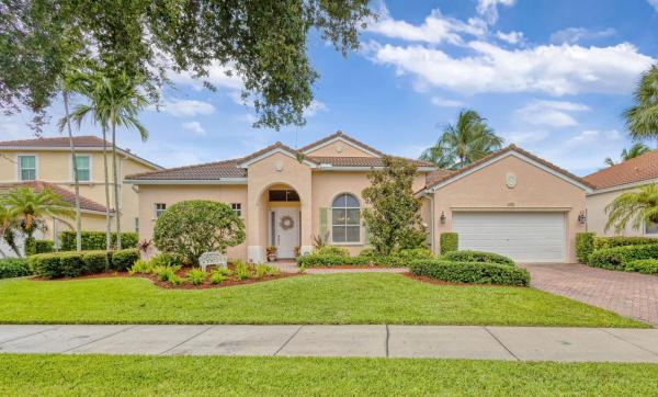 Riverside Oaks, 109 Magnolia Way, Tequesta, Florida 33469, image 1