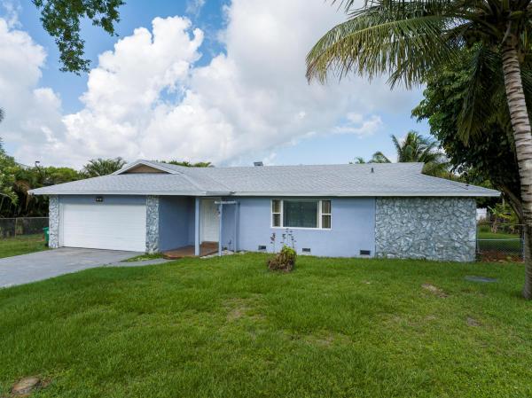 106 NW Broadview St, Port St. Lucie, Florida 34983, image 1