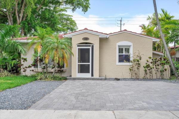 Hollywood Lakes, 1359 Washington St, Hollywood, Florida 33019, image 1