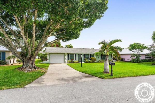 9772 SE Little Club Way, Tequesta, Florida 33469, image 1