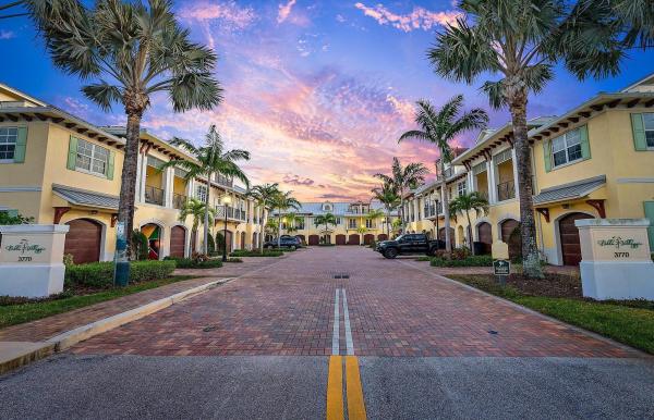 Bella Villaggio, 3770 County Line Rd #B5, Tequesta, Florida 33469, image 1