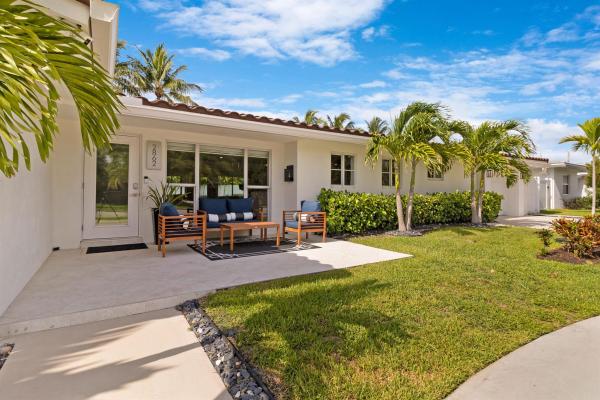 Lake Placid, 2862 NE 35th Ct, Lighthouse Point, Florida 33064, image 1