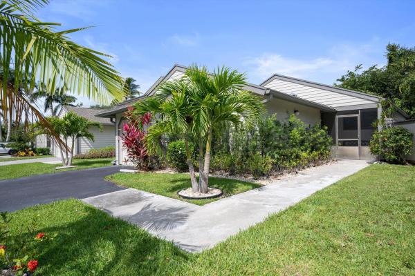 Bedford Mews At Wellington, 2482 Bedford Mews Drive Dr, Wellington, Florida 33414, image 1