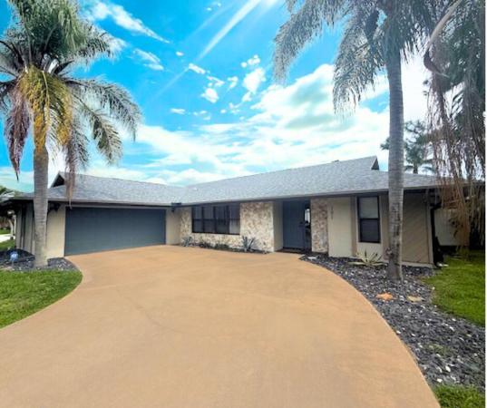 101 SW Chapman Ave, Port St. Lucie, Florida 34984, image 1