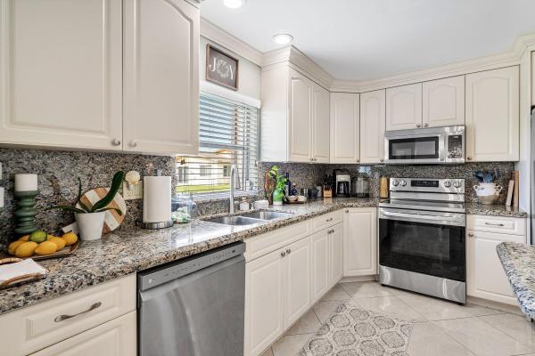 Delray Villas 4 & 5, 6027 Stanley Ln, Delray Beach, Florida 33484, image 1