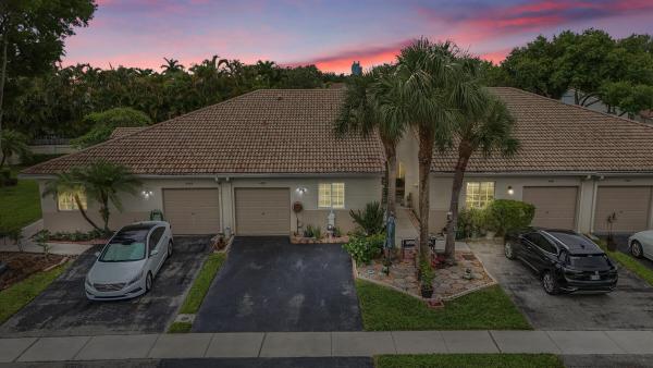 Banyan Oakridge, 4985 SW 32nd Ter, Dania Beach, Florida 33312, image 1