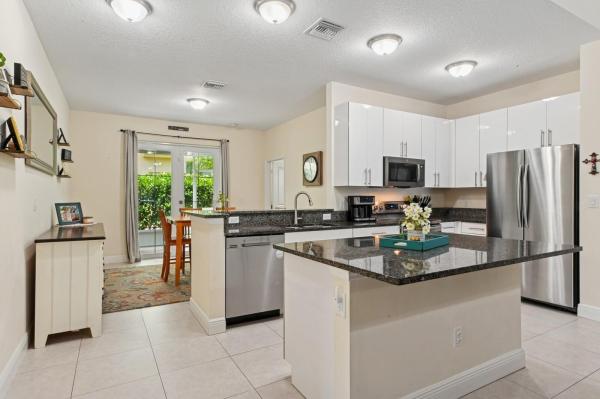 445 Lilac Ct, West Palm Beach, Florida 33407, image 1