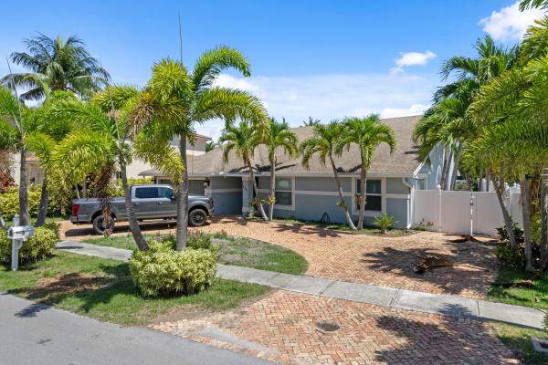 355 NE 4th St, Boca Raton, Florida 33432, image 2