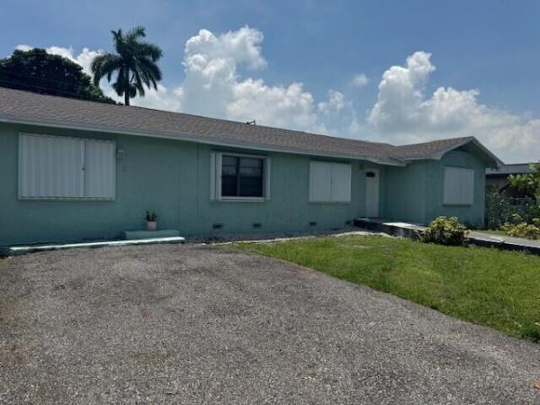 125 SW 6th Ave, South Bay, Florida 33493, image 1