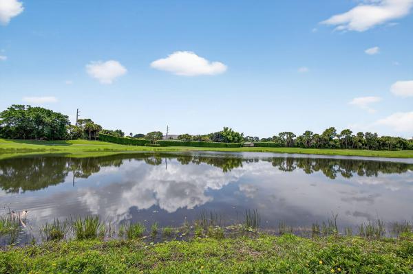 The Preserve At Ironhorse, 7411 Ironhorse Blvd, West Palm Beach, Florida 33412, image 2