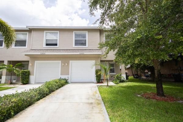 South Shore Of Wellington, 12425 Westhampton Cir, Wellington, Florida 33414, image 1