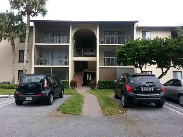 The Charter Club Of Palm Beach, 206 Foxtail Dr #E1, Greenacres, Florida 33415, image 3