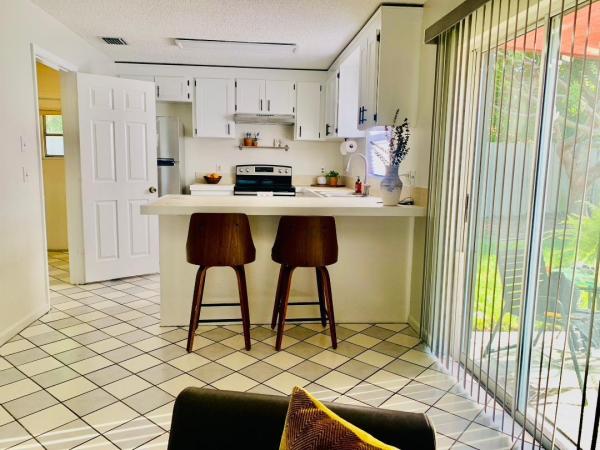 Lake Worth Town, 707 2nd Ave #707, Lake Worth Beach, Florida 33460, image 1