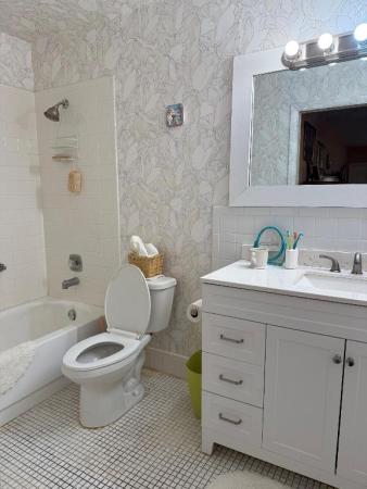 5397 Lakefront Blvd #B, Delray Beach, Florida 33484, image 2