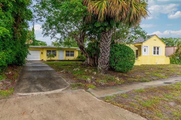 Colonial Estates, 411 Churchill Rd, West Palm Beach, Florida 33405, image 1